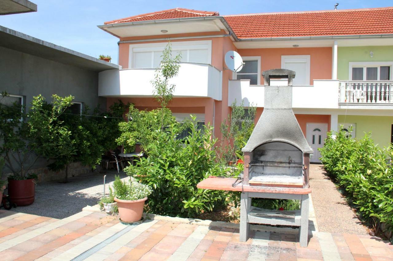 Apartment Bura Šibenik Exterior foto